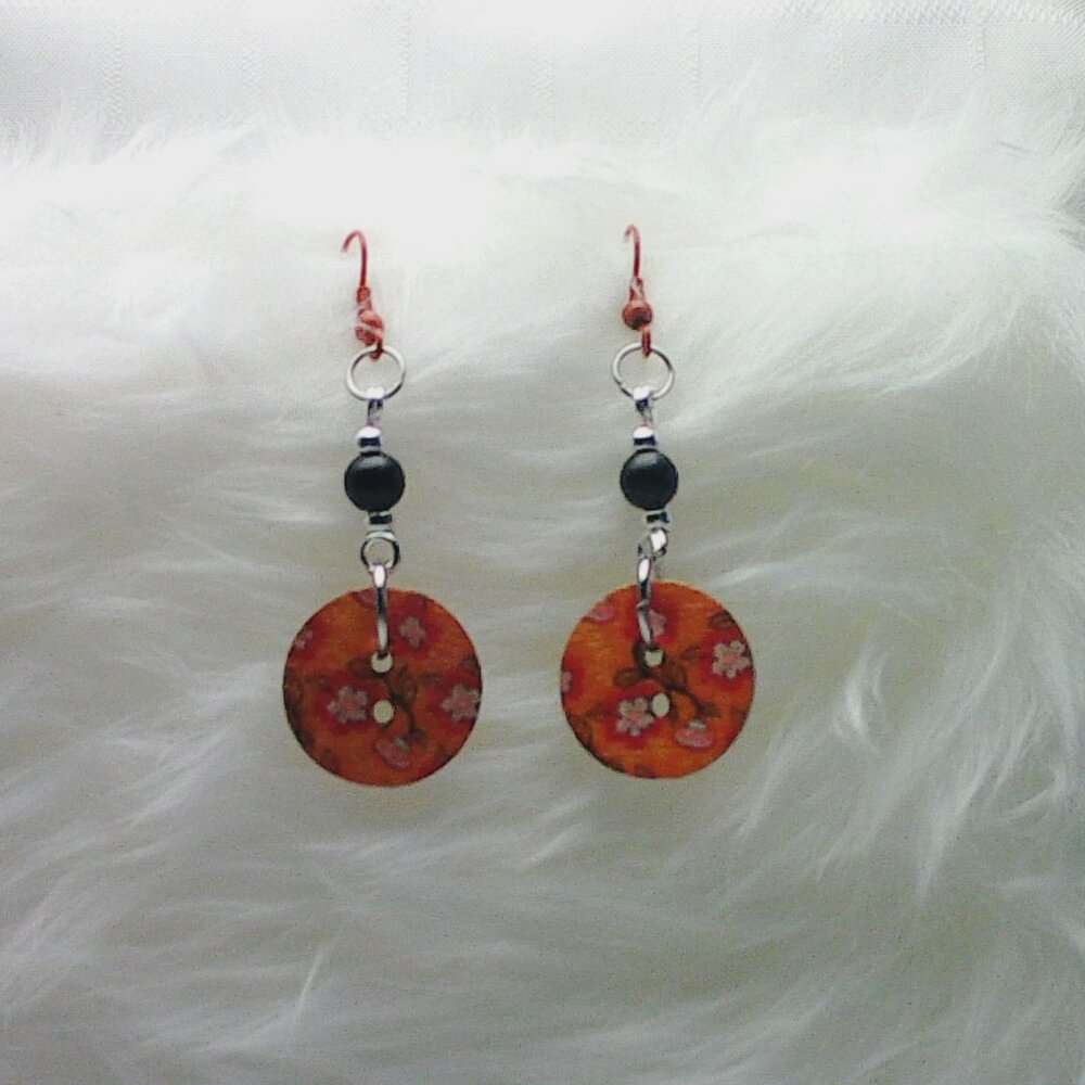 No. 1249 Pretty handmade earrings with three-quarter-inch diameter buttons